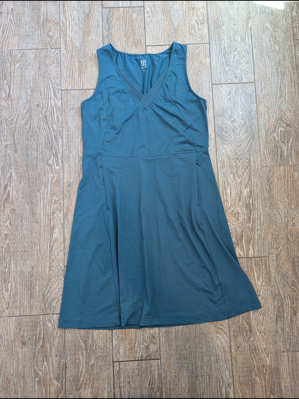 Title Nine Teal Athletic Dress Large V Neck Golf Pickleball Tennis
